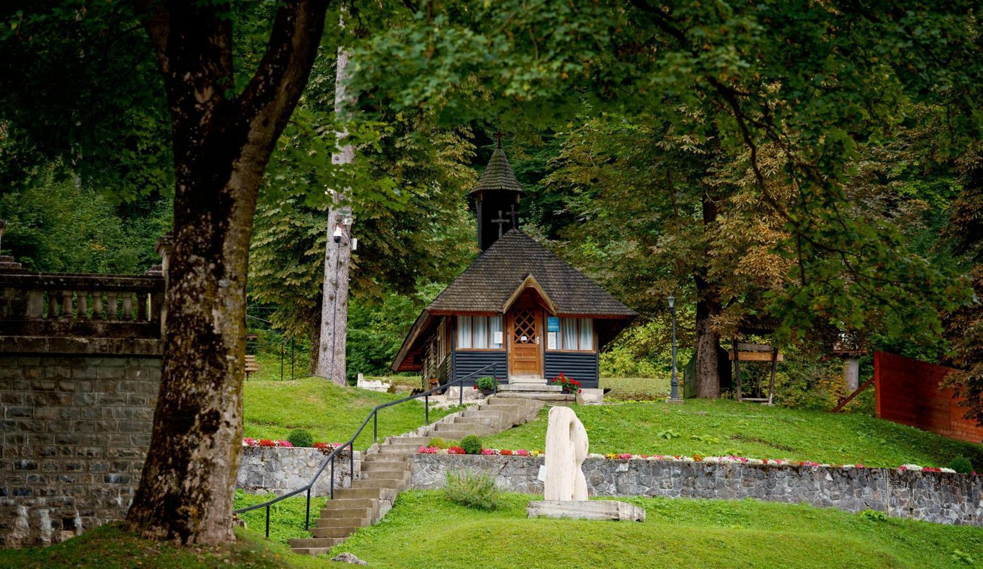 Castelul Cantacuzino Буштени Экстерьер фото